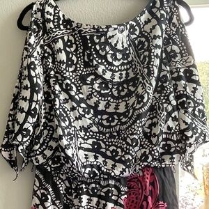 White House Black Market Cold Shoulder Tie Black/ White/ Red Dress Size S